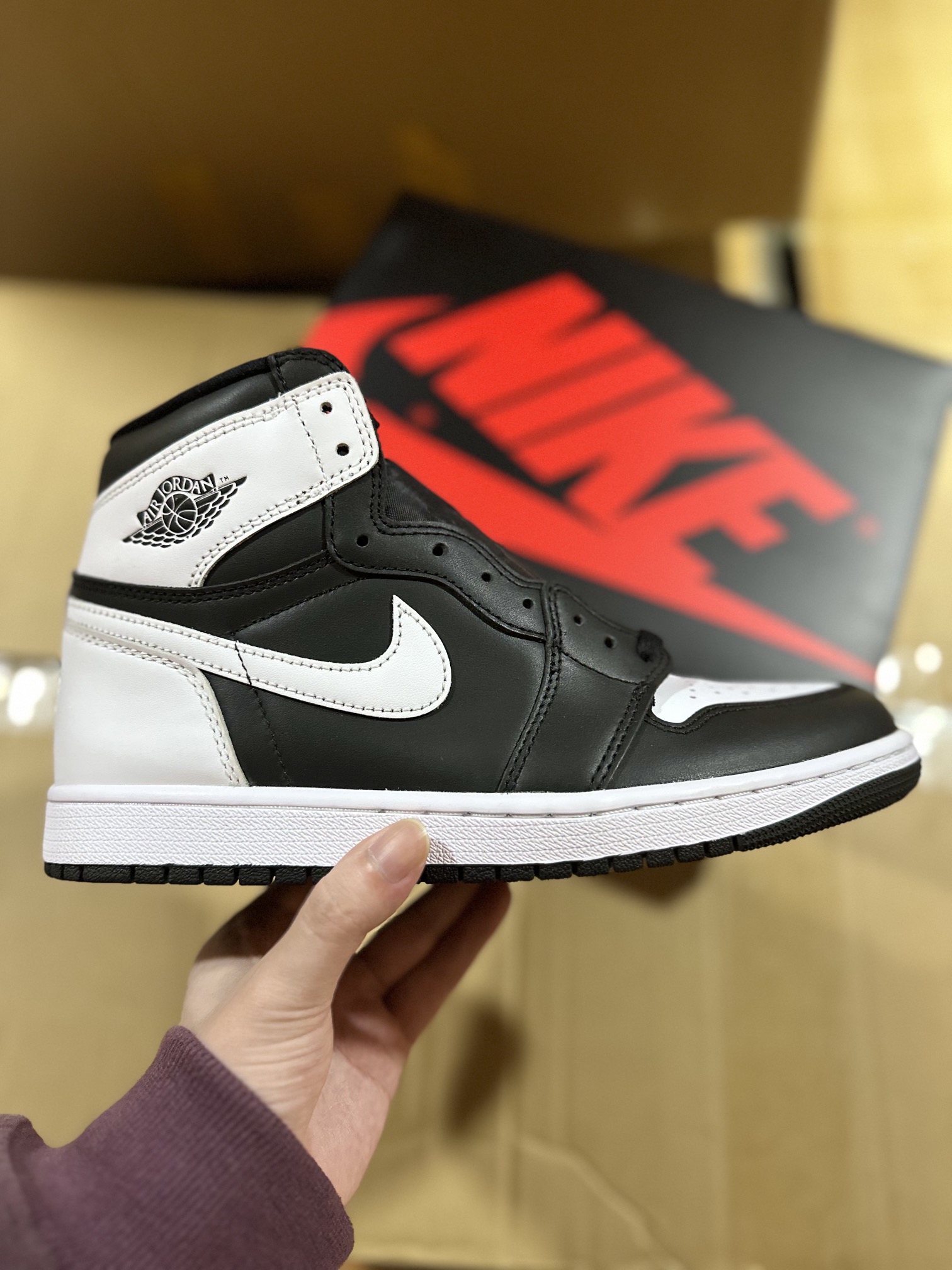 福利特价新增一色AirJordan1HighOG“BlackWhite”白黑4040.5414242.5