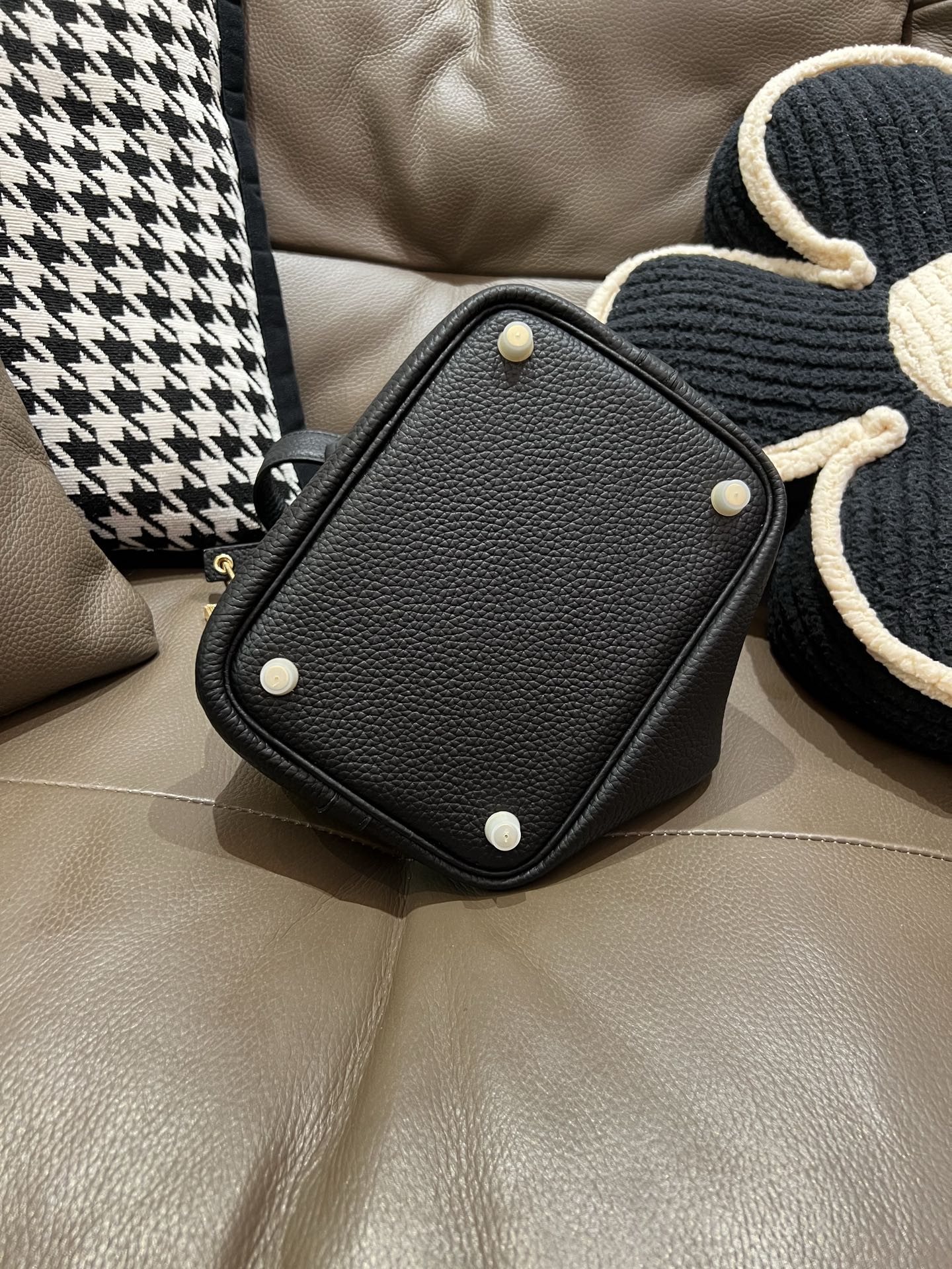 菜蓝子 18cm TC牛皮製 防犯機能付き銅ロックの高品質バッグ