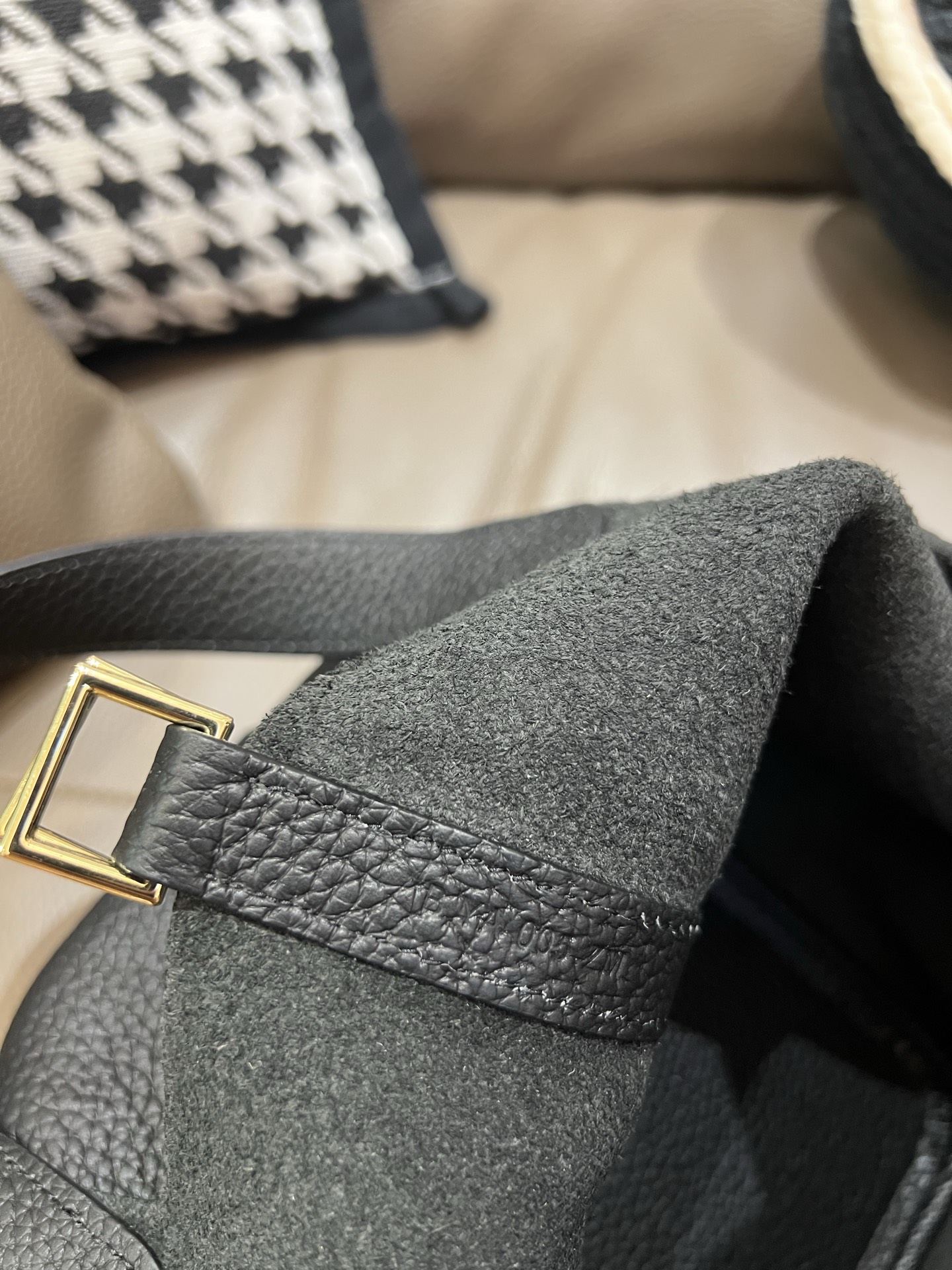 菜蓝子 18cm TC牛皮製 防犯機能付き銅ロックの高品質バッグ