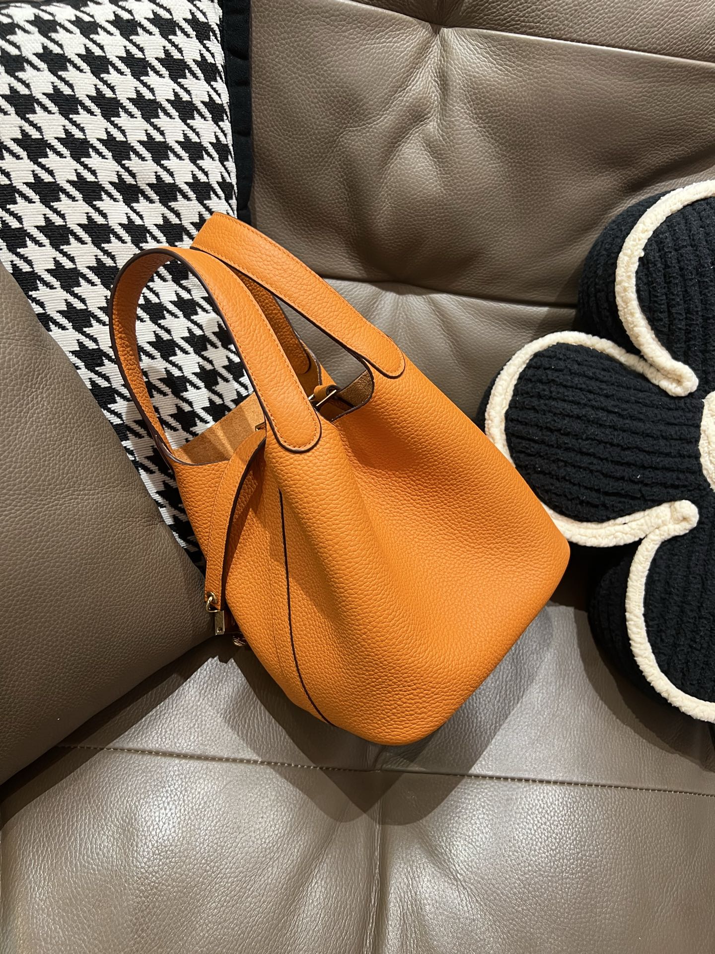 菜蓝子 全新アップグレード TC牛皮製 防伪線付き 銅ロック 立体タイプ 18cm