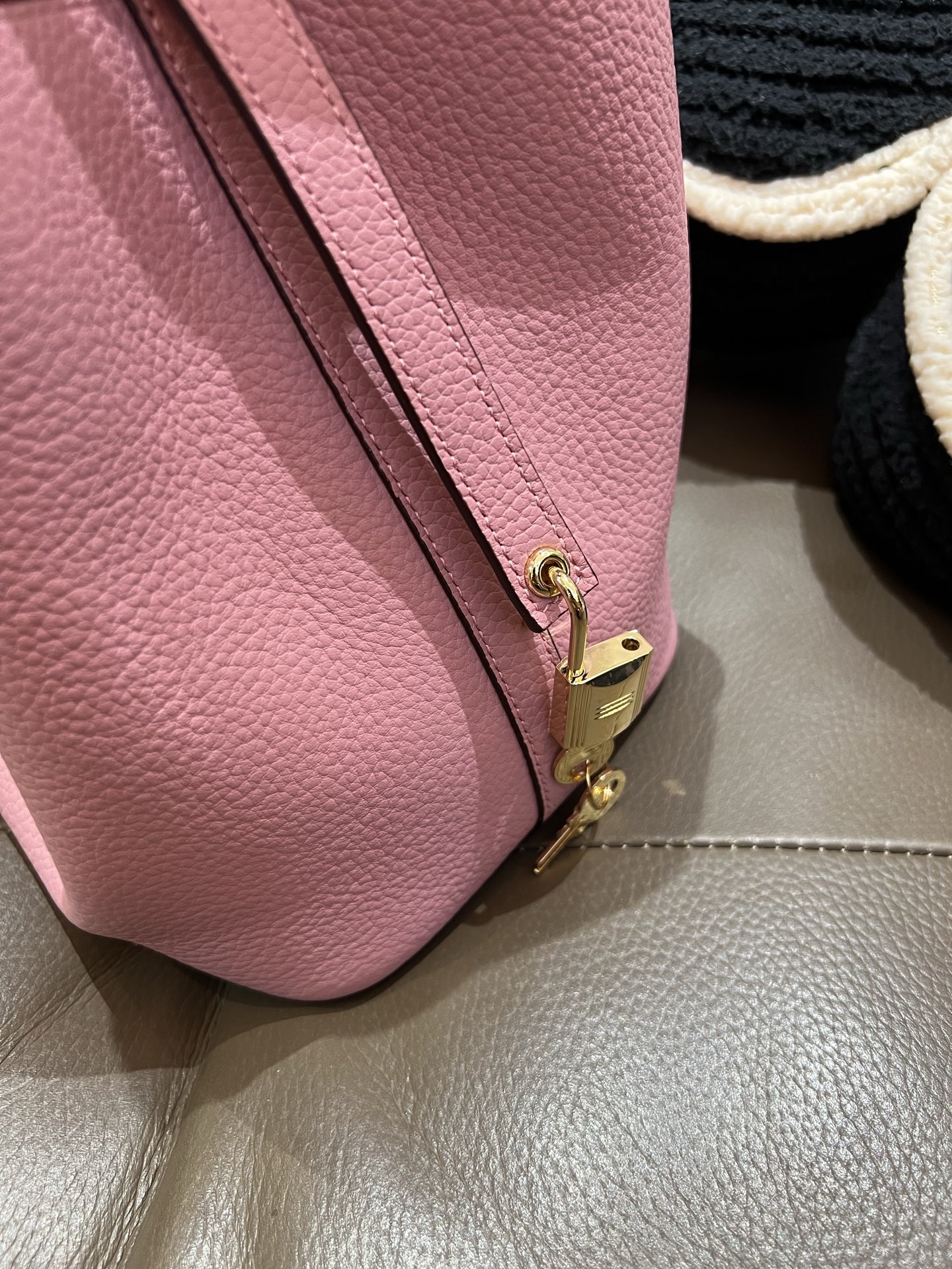 菜蓝子 TC牛皮防伪工匠内コード付き立体型18cm