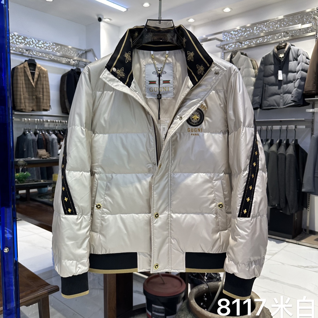 古驰/GUCCI24秋冬新品男士时尚羽绒服外套欧洲米兰走秀新品挺括垂顺奢华海外官网品牌元素设计细节非常讲