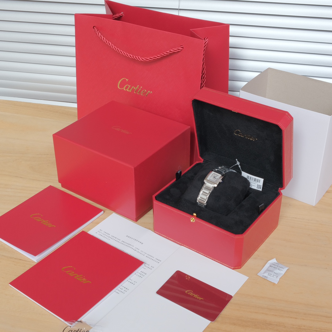 Часы Cartier