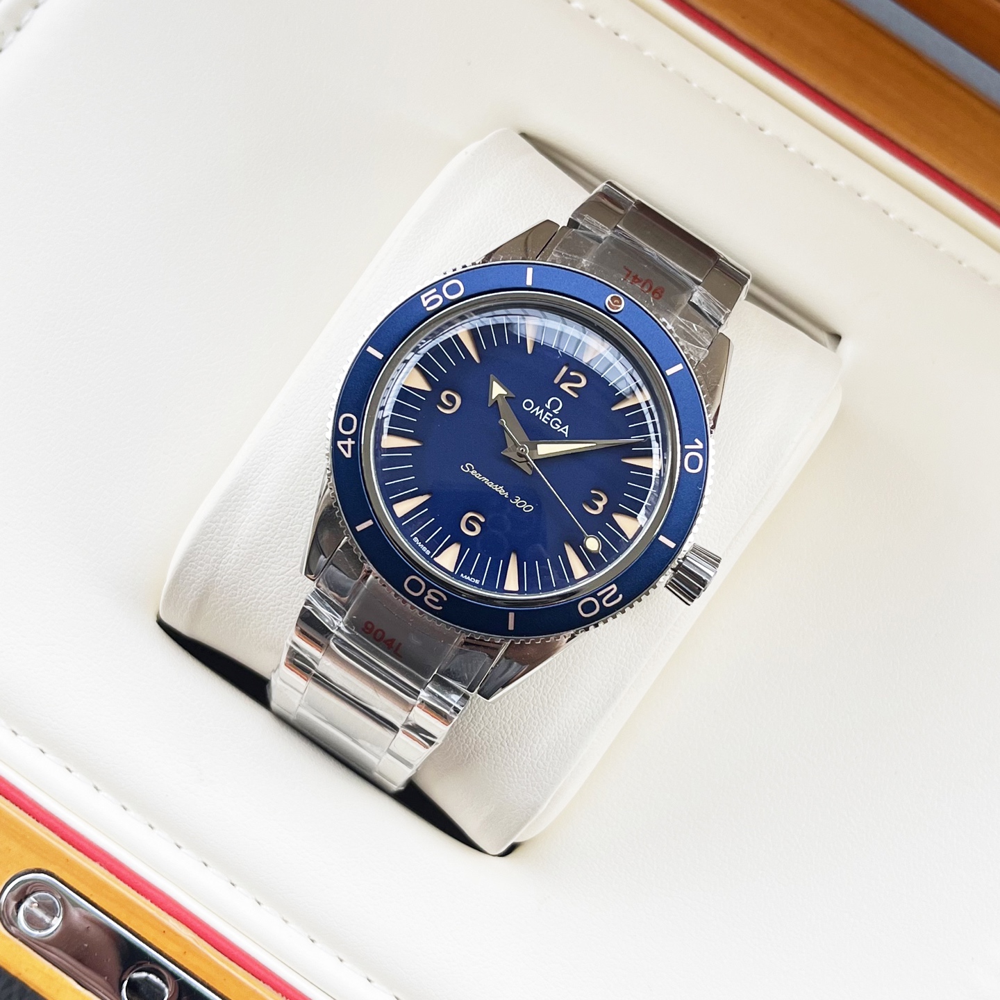 Omega Seamaster 300 Stainless steel case and bracelet, black bezel, black dial with beige markers 41mm Men's Automatic