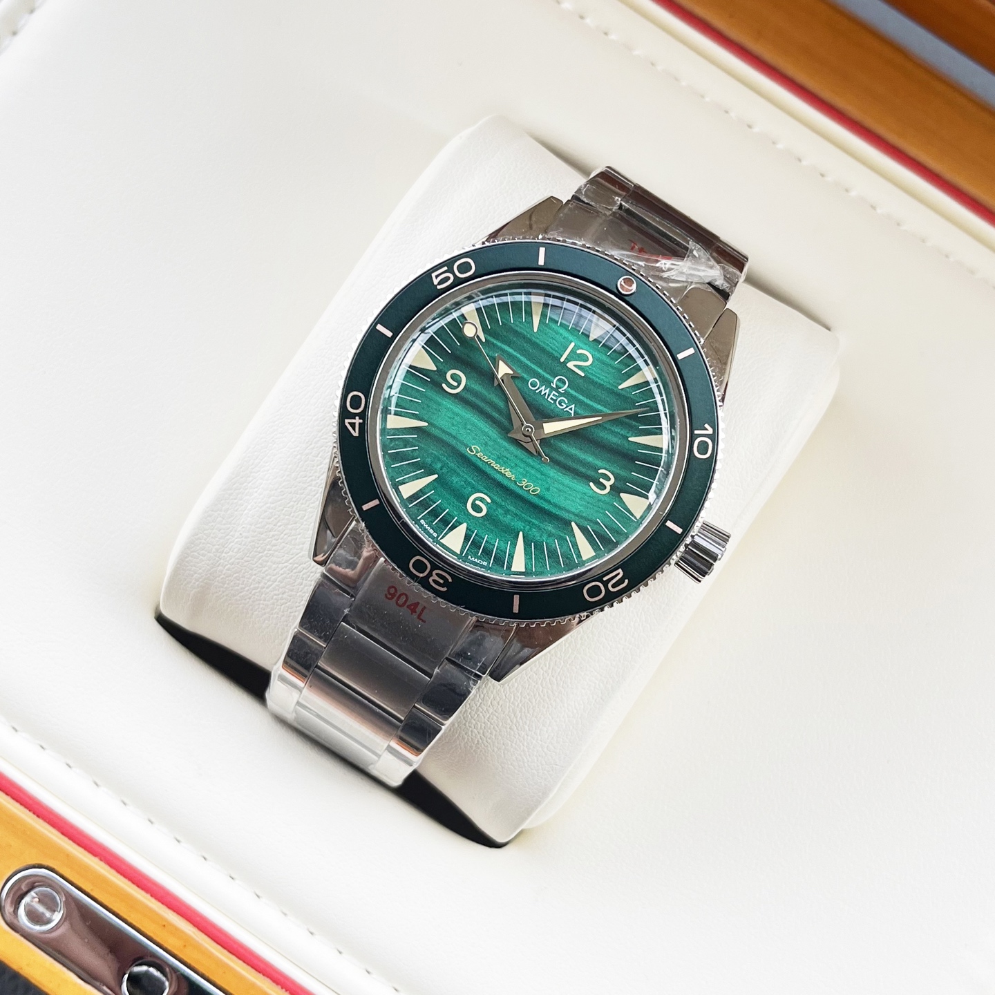 Omega Seamaster 300 Stainless steel case and bracelet, black bezel, black dial with beige markers 41mm Men's Automatic