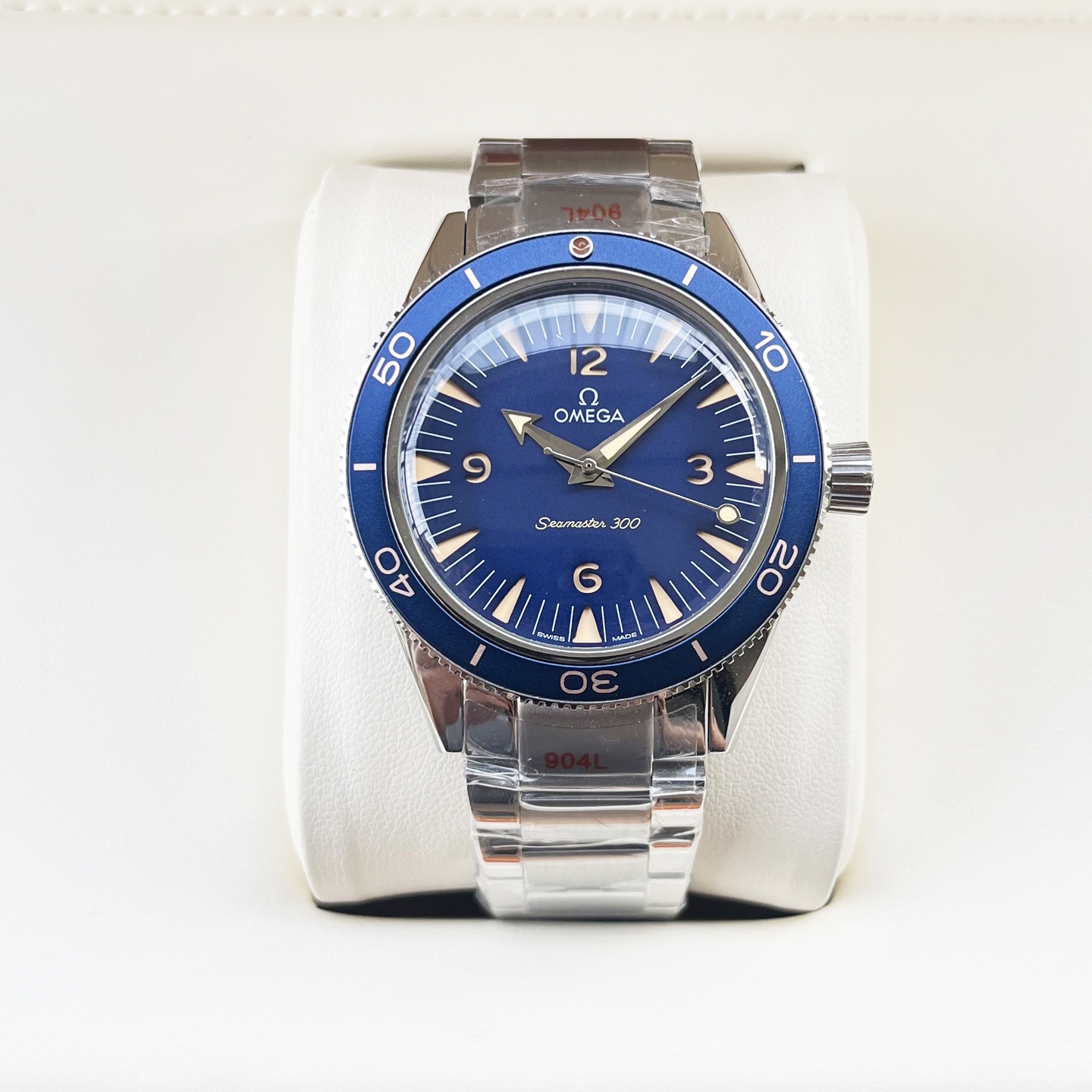 Omega Seamaster 300 Stainless steel case and bracelet, black bezel, black dial with beige markers 41mm Men's Automatic