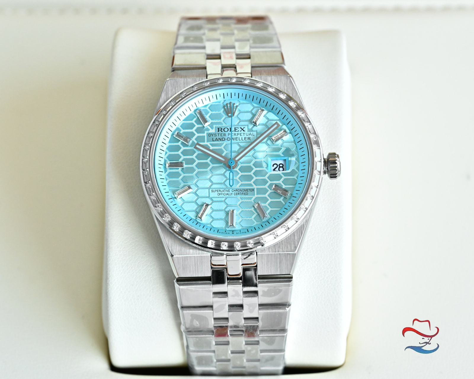 Rolex Oyster Perpetual Land-Dweller steel case and bracelet, fluted bezel, black dial, silver bracelet 40mm Men's Automatic