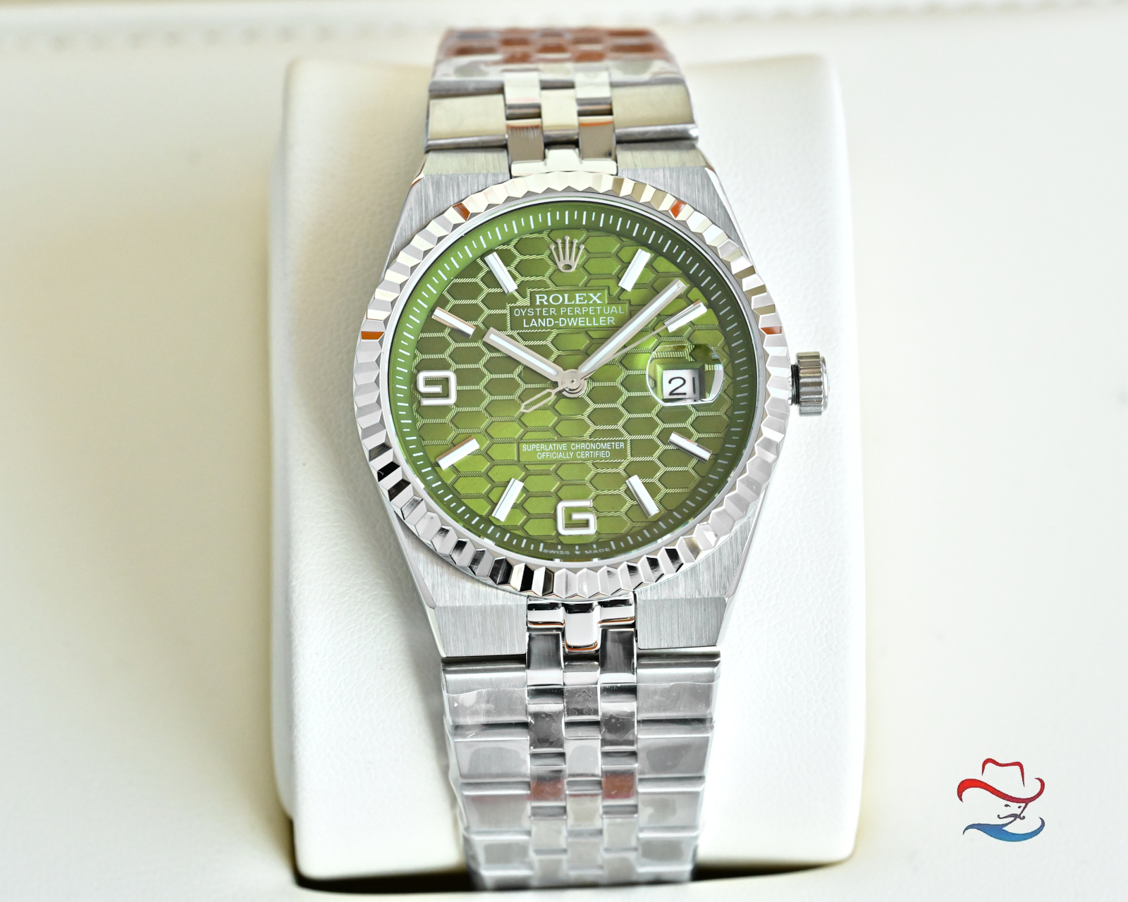 Rolex Land-Dweller silver case, diamond bezel, silver honeycomb dial, silver bracelet 40mm Men's Automatic