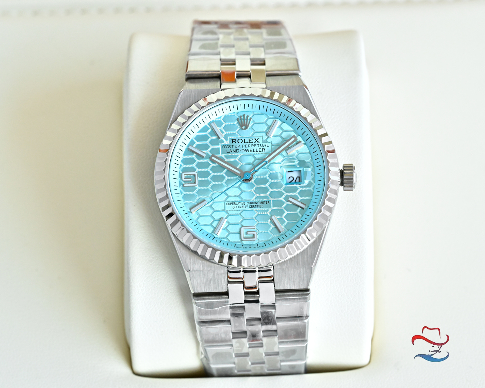 Rolex Land-Dweller silver case, diamond bezel, silver honeycomb dial, silver bracelet 40mm Men's Automatic