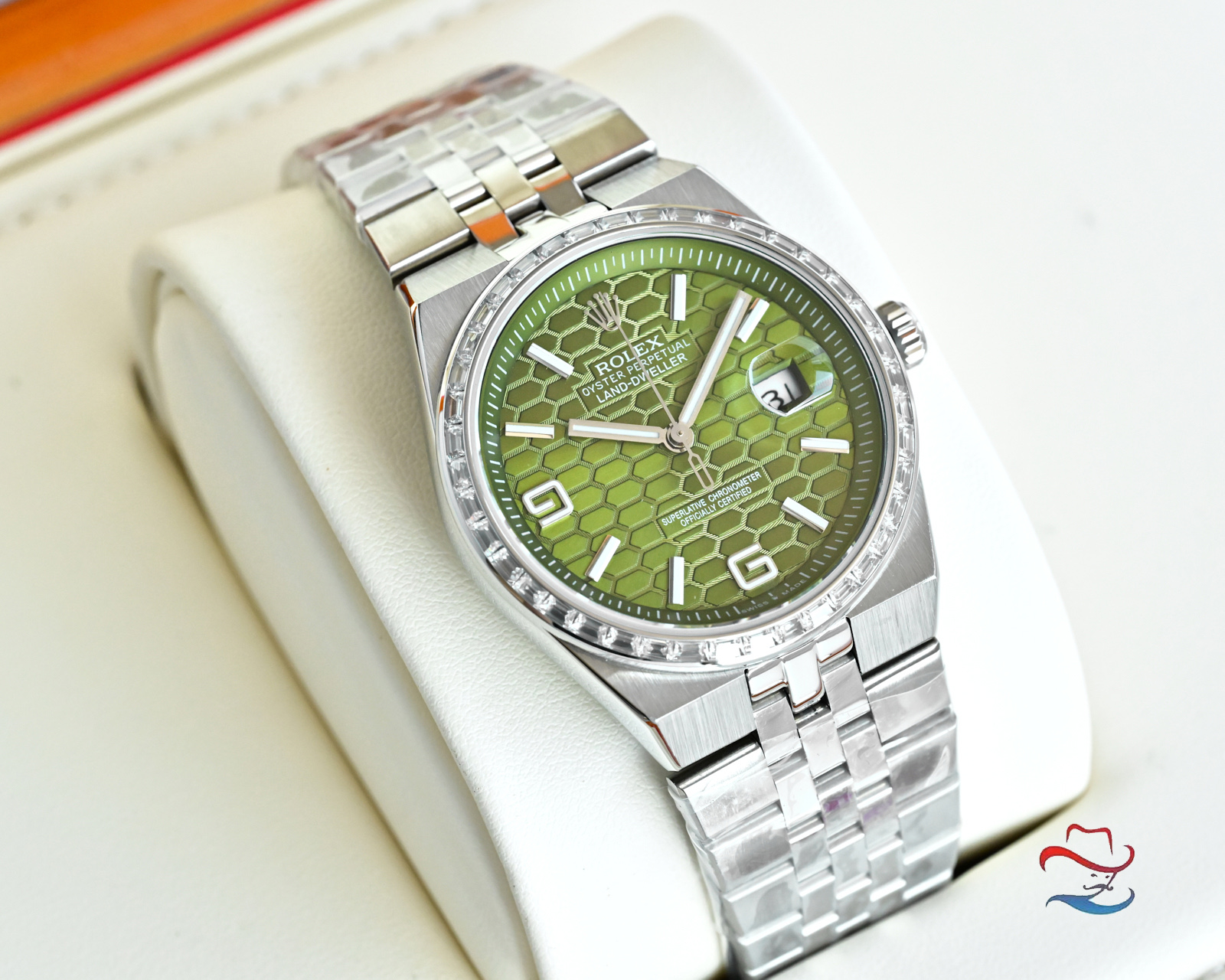 Rolex Land-Dweller silver case, diamond bezel, silver honeycomb dial, silver bracelet 40mm Men's Automatic
