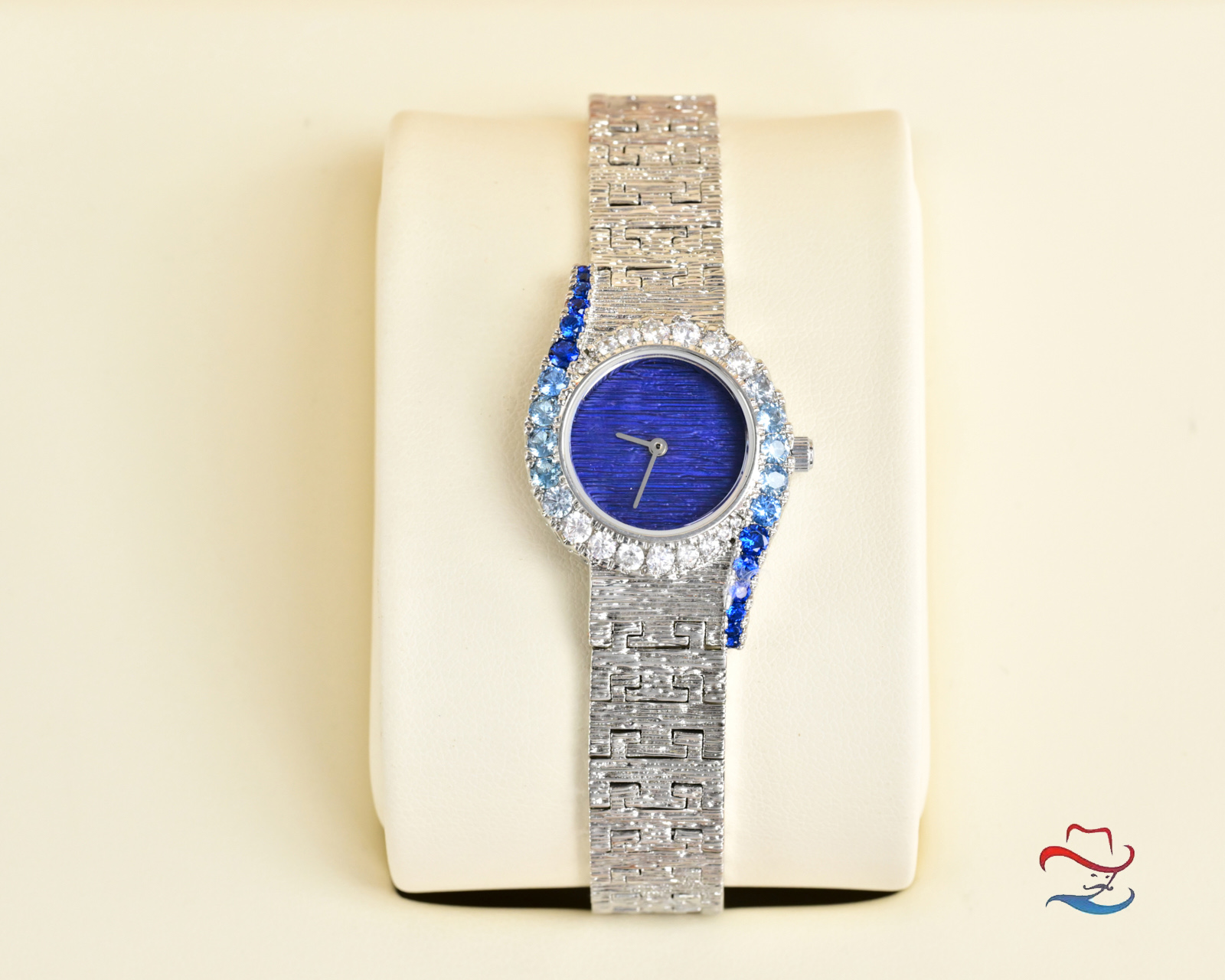 Piaget Limelight Gala Precious white gold diamond case and bracelet, blue gemstone bezel accents, blue dial 26mm Women's Quartz