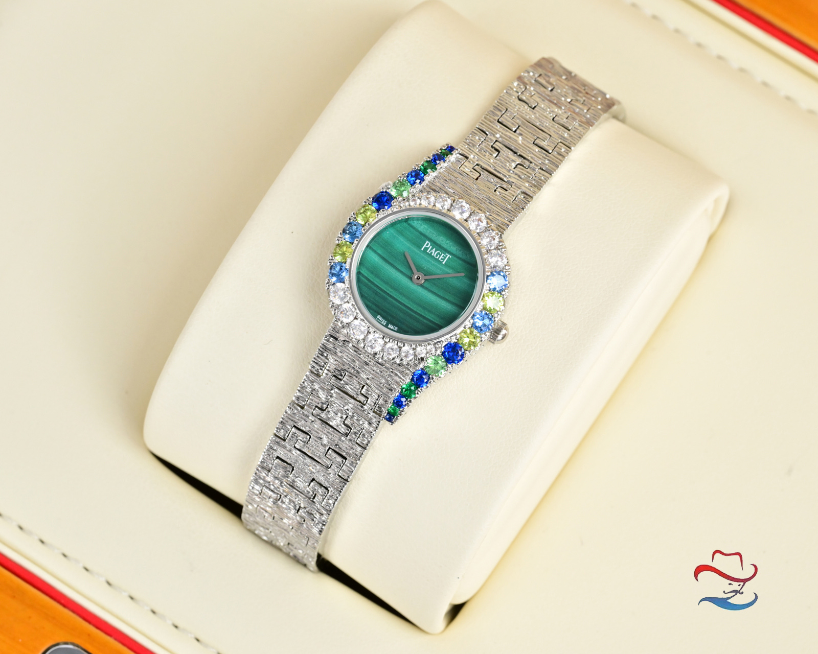 Piaget Limelight Gala Precious white gold diamond-set bezel white mother-of-pearl dial white gold bracelet 26mm Women's Quartz