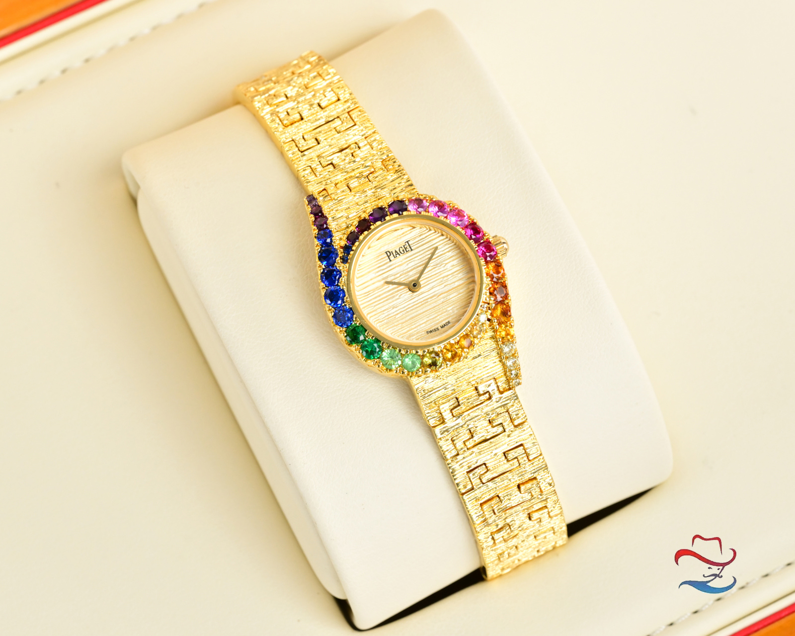 Piaget Limelight Gala Precious yellow gold case and bracelet, diamond bezel, green malachite dial 26mm Women's Quartz