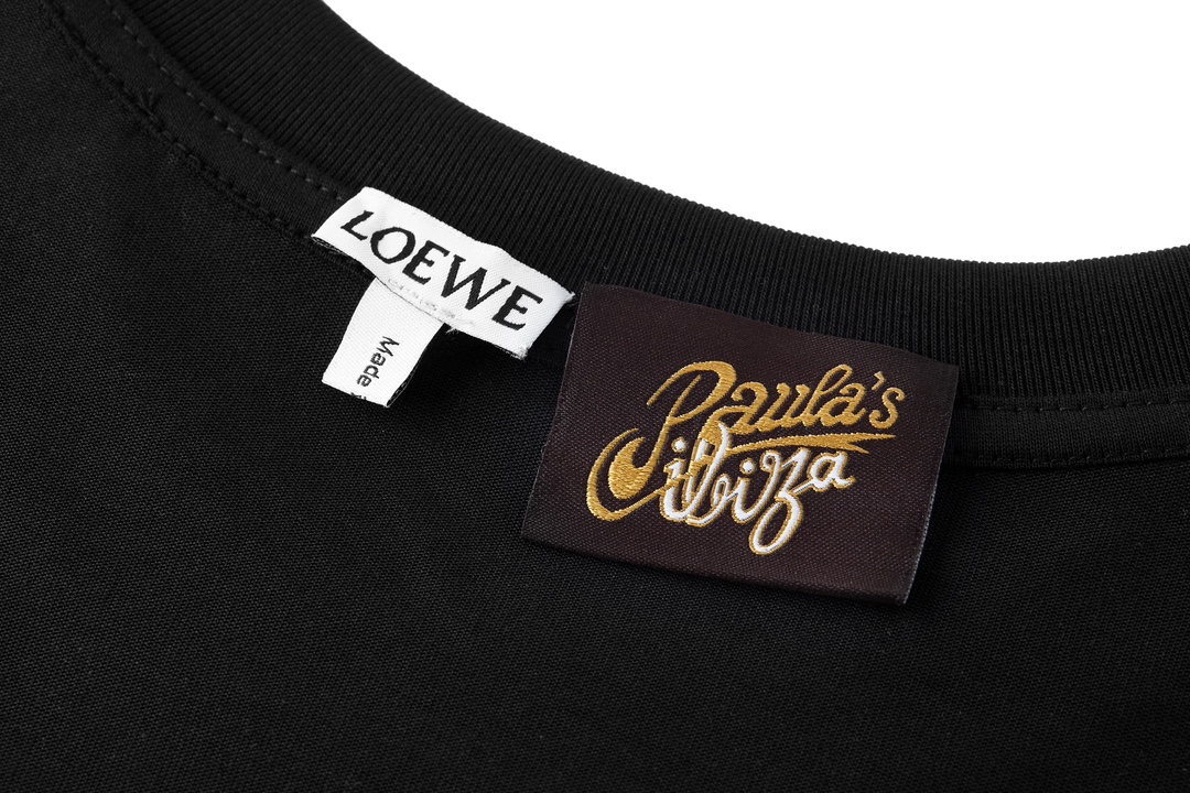 。LOEWE 罗意威毛巾刺绣短袖面料：采用20支平纹优棉.螺纹：采用1*1索罗娜螺纹.工艺：刺绣采用进口