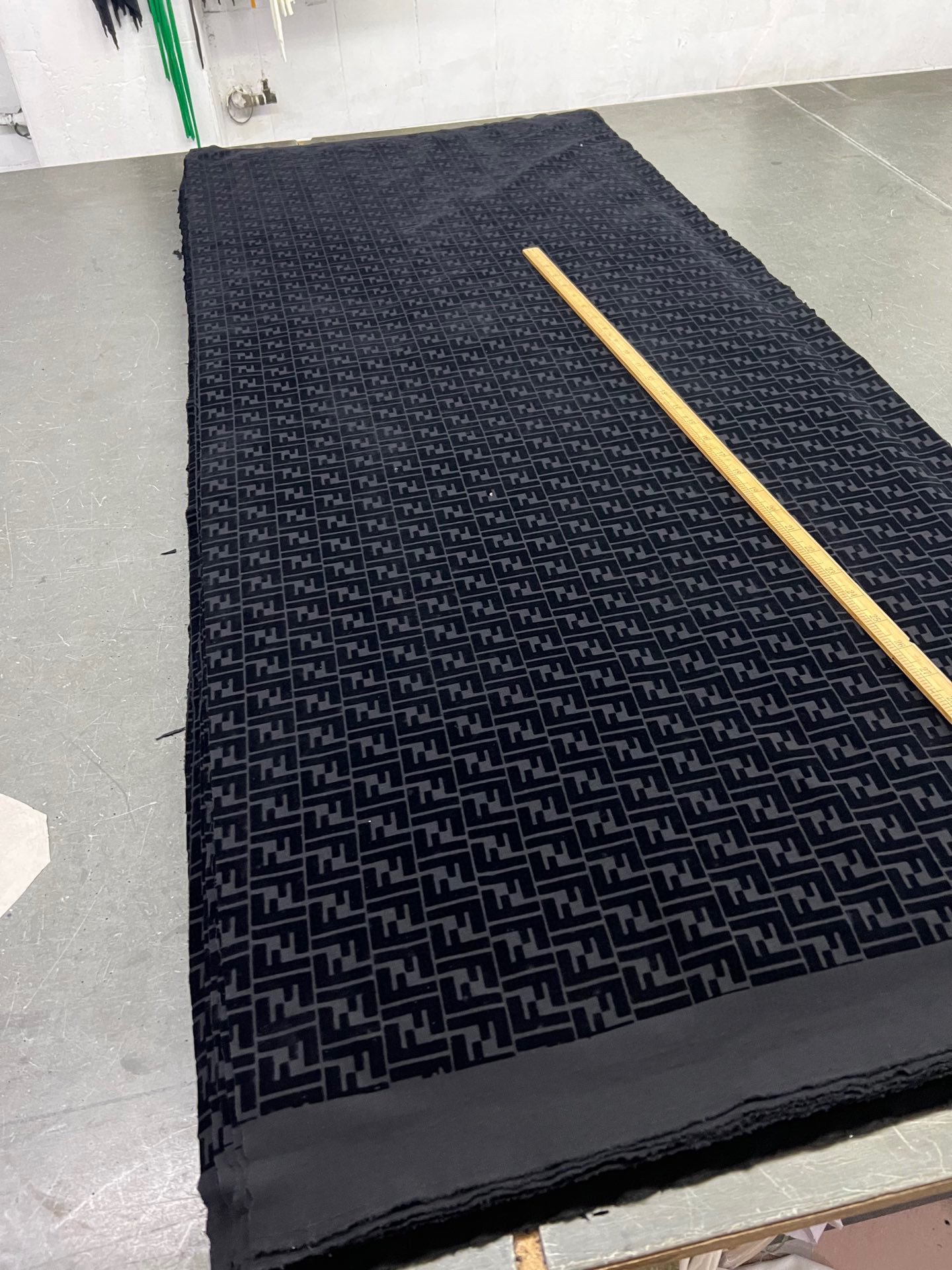 路易威登 Louis Vuitton 高定典藏名品高定成衣时装外套连衣裙衬衫T恤 #BABD3805 3