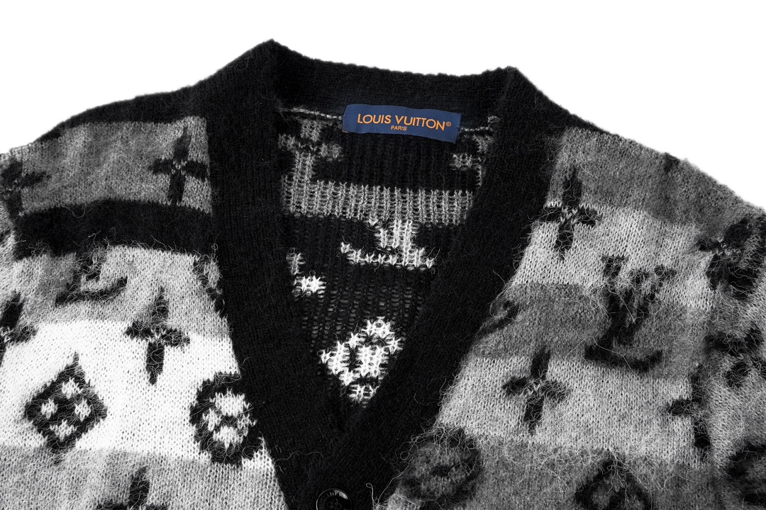 Louis Vuitton 23FW Mohair Jacquard Cardigan Wool Blend Monogram Sweater 4 i1723882167 8177 0