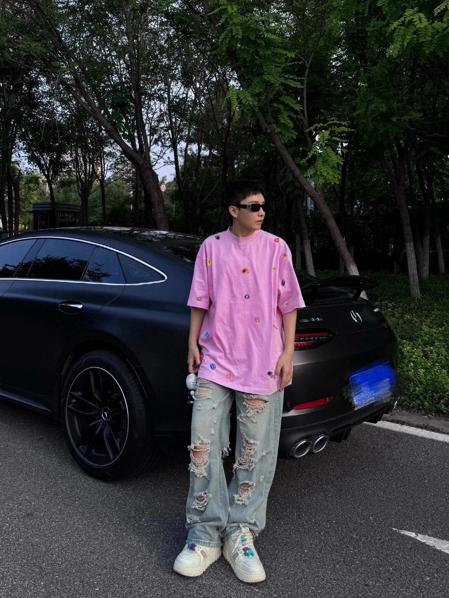  。BLCG 巴黎卡通印花做旧短袖
面料：采用21支巴黎棉 该款面料采用巴黎专用面料为原版定织，棉料采用