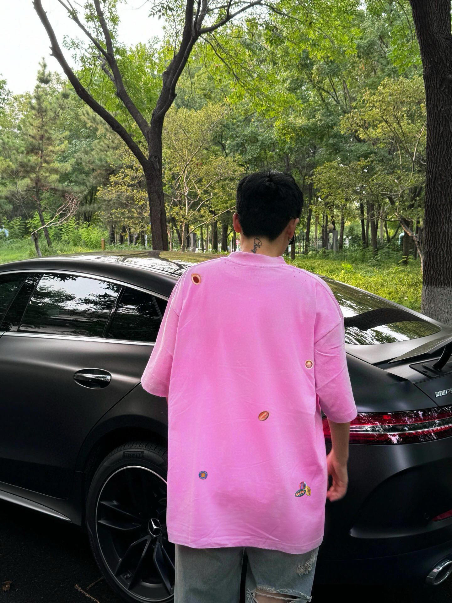  。BLCG 巴黎卡通印花做旧短袖
面料：采用21支巴黎棉 该款面料采用巴黎专用面料为原版定织，棉料采用