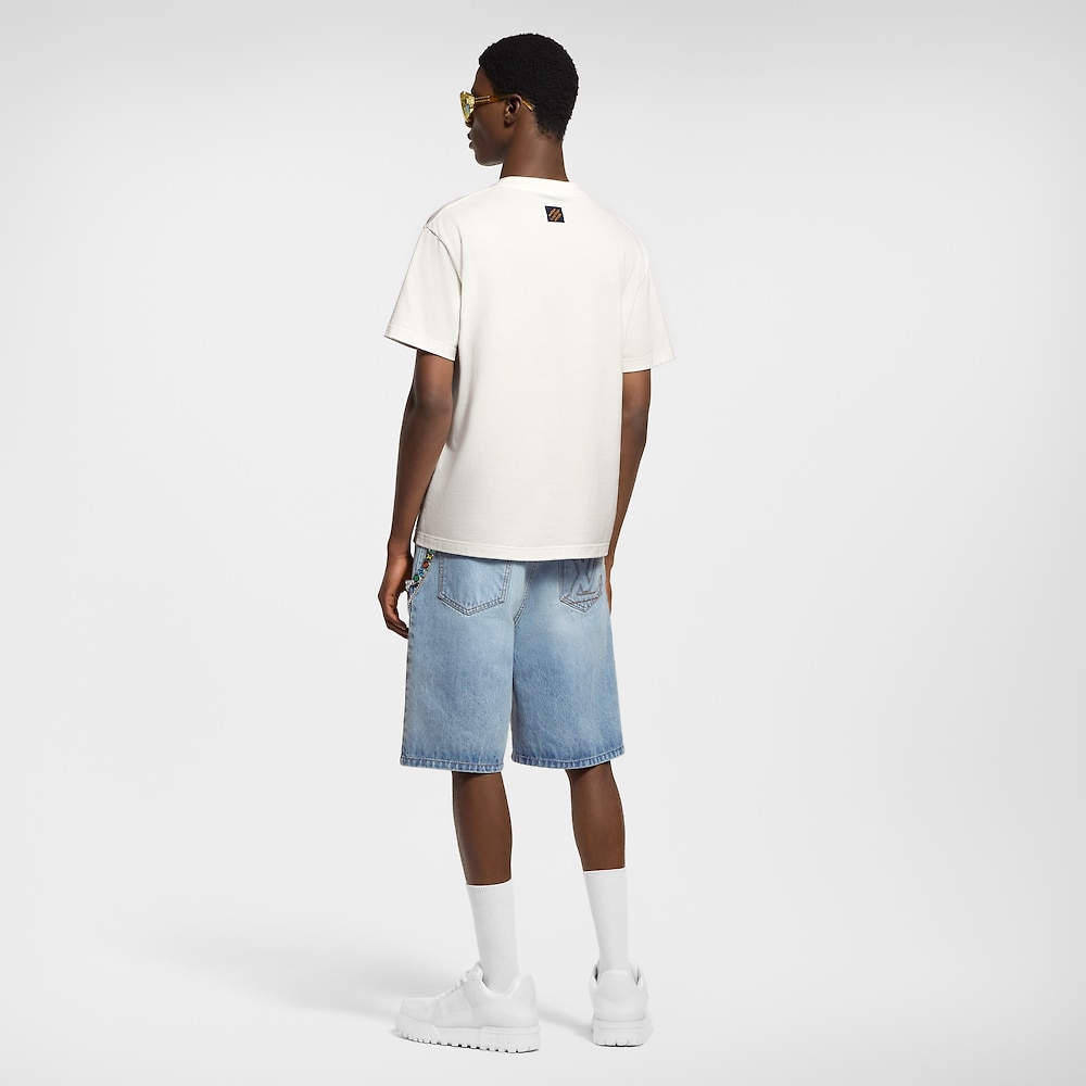 。LOUIS VUITTON 花卉3D标识烫珠短袖
面料：采用32支双面料，面料为精梳新疆棉地织，布匹洗