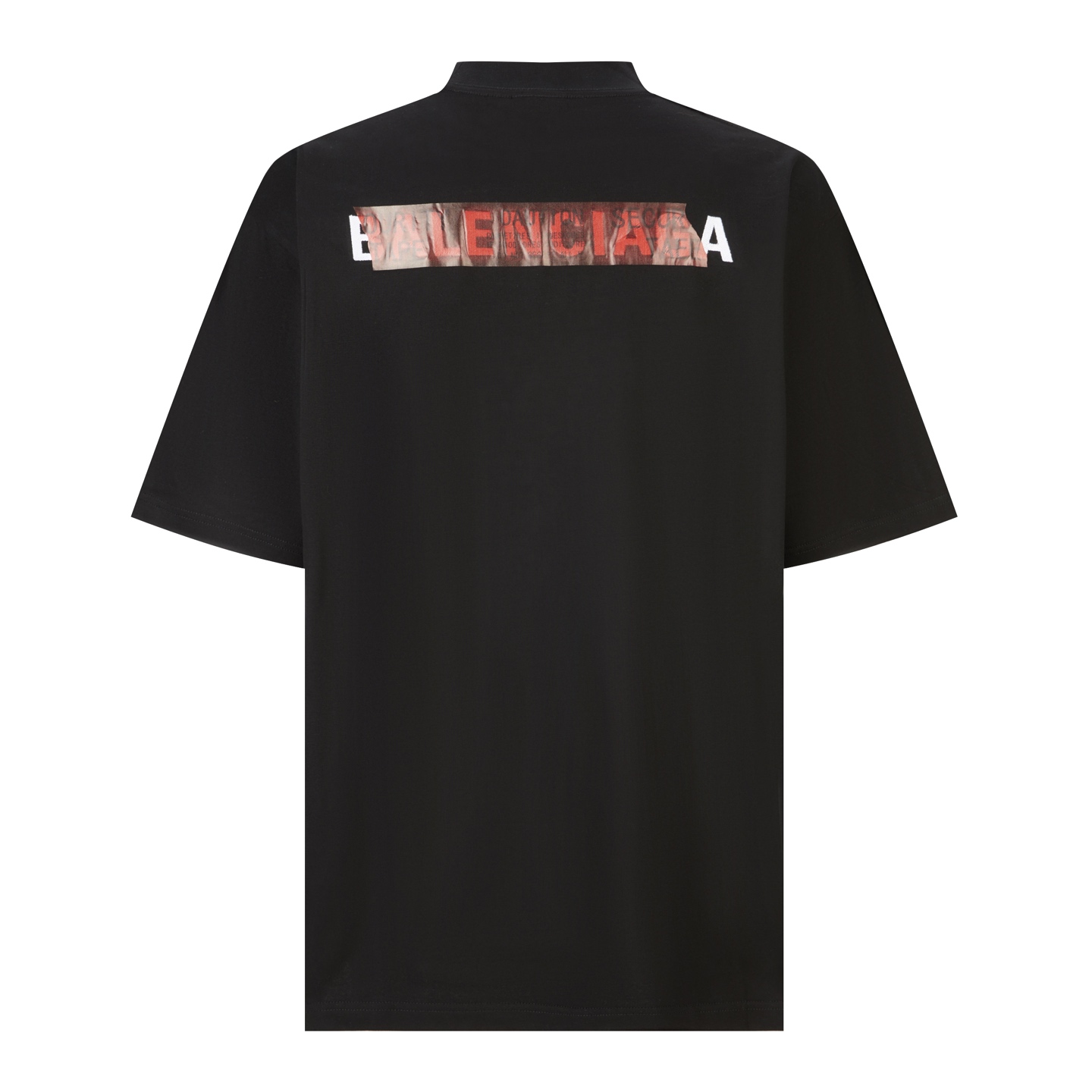 。BLCG 巴黎胶带刺绣印花短袖
面料：采用21支双纱精梳棉，面料定制1：1原版同色。面料成衣洗水后克重