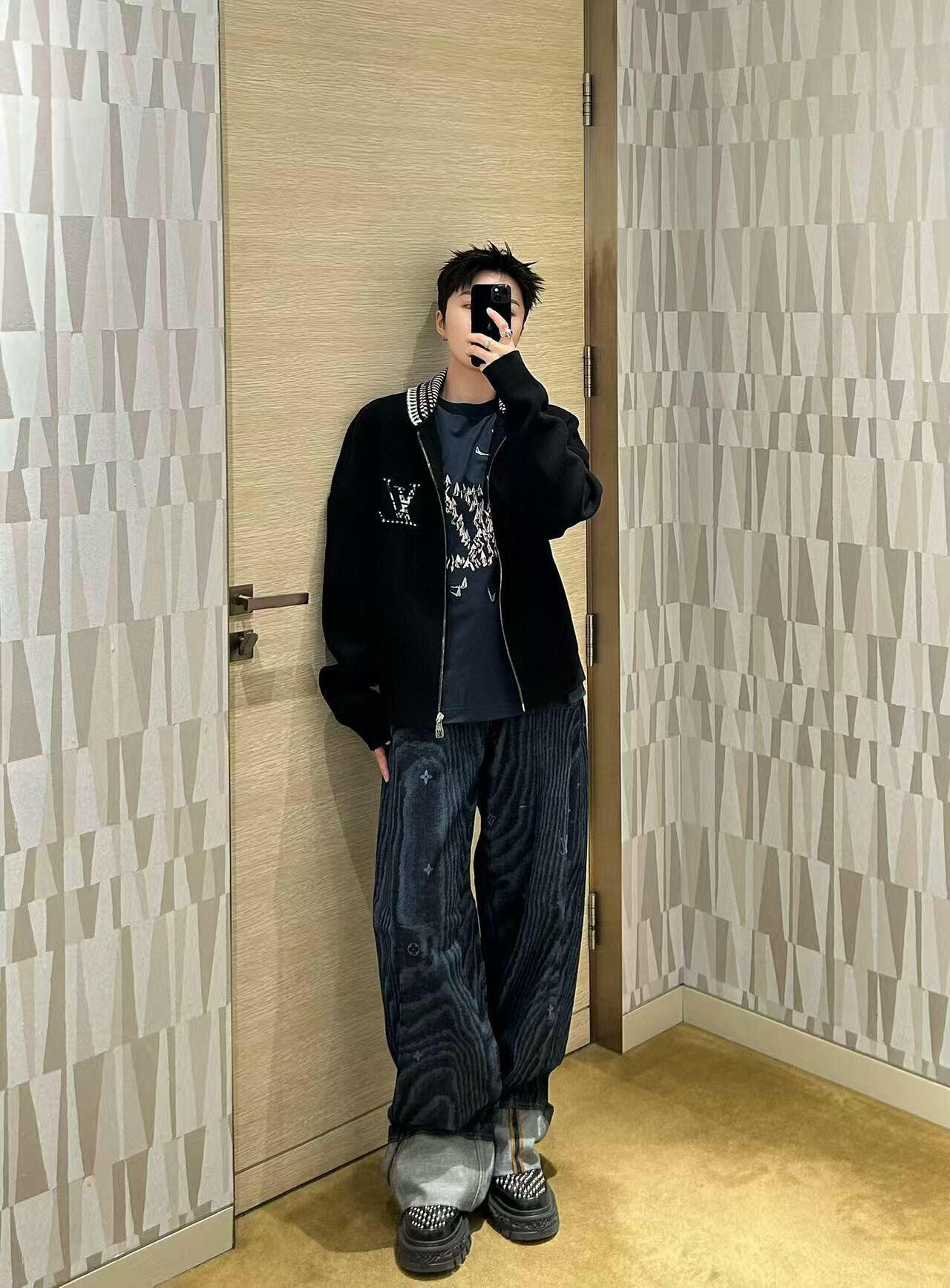 aa.jpg