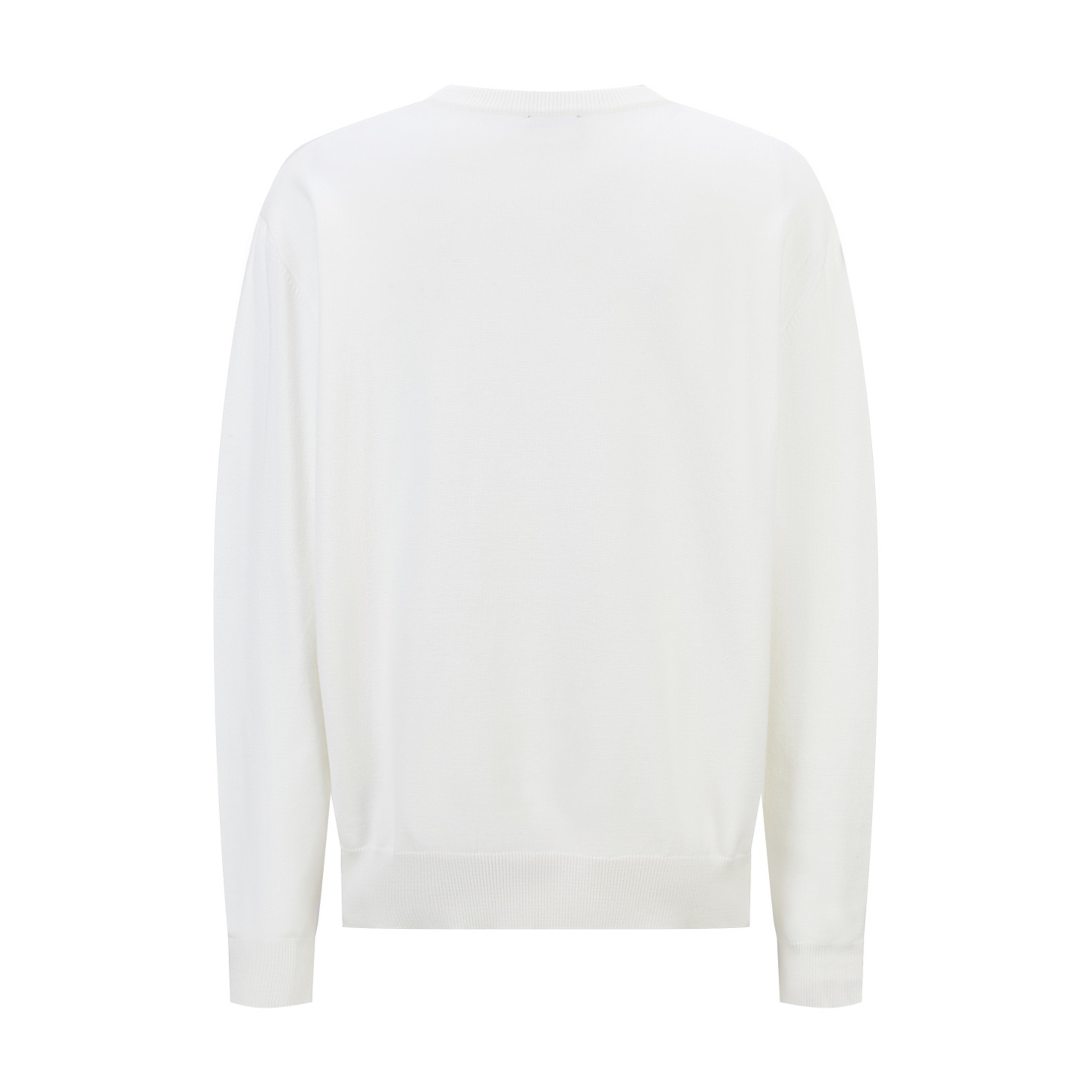 。FENDI 双F烫标打底针织衫
面料：采用羊毛混纺棉纱材料，成份分别为25羊毛，75棉，该款做为秋冬打