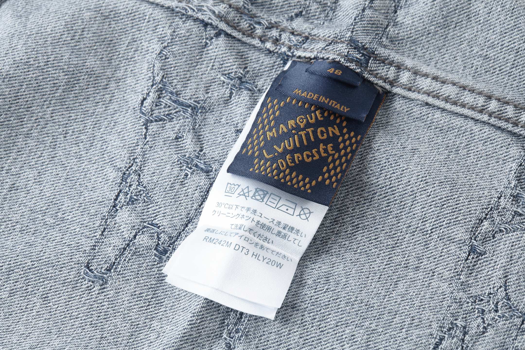 Louis Vuitton Distressed Denim Jacket with Cloud Embroidery - Light Blue 8 i1754460760686 4626 0 6