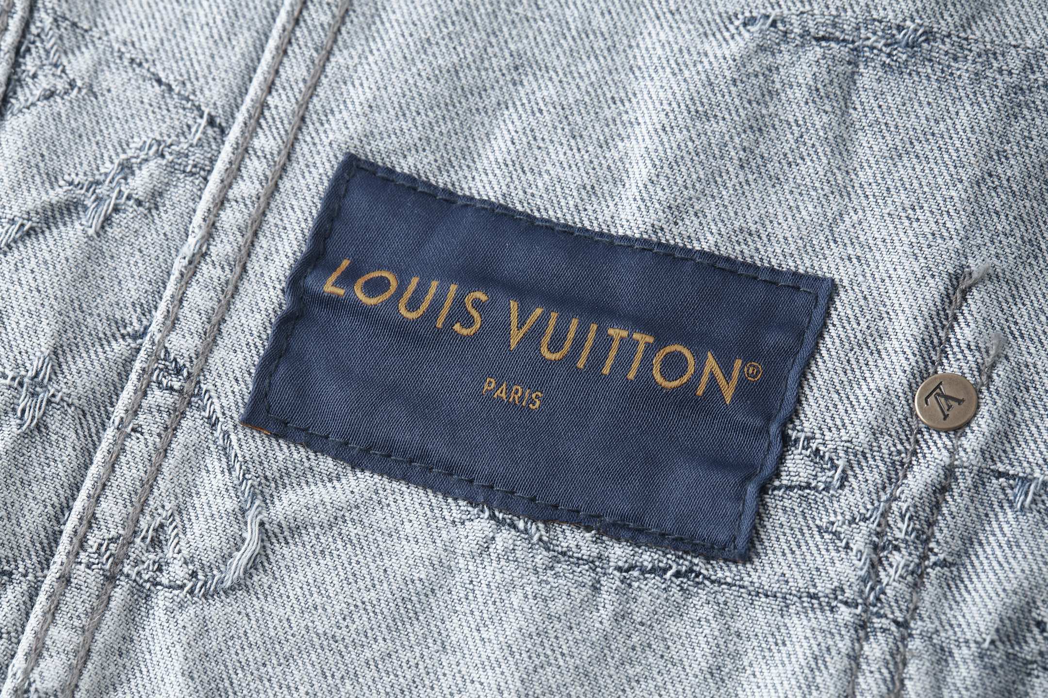 Louis Vuitton Distressed Denim Jacket with Cloud Embroidery - Light Blue 9 i1754460760686 982 0 7