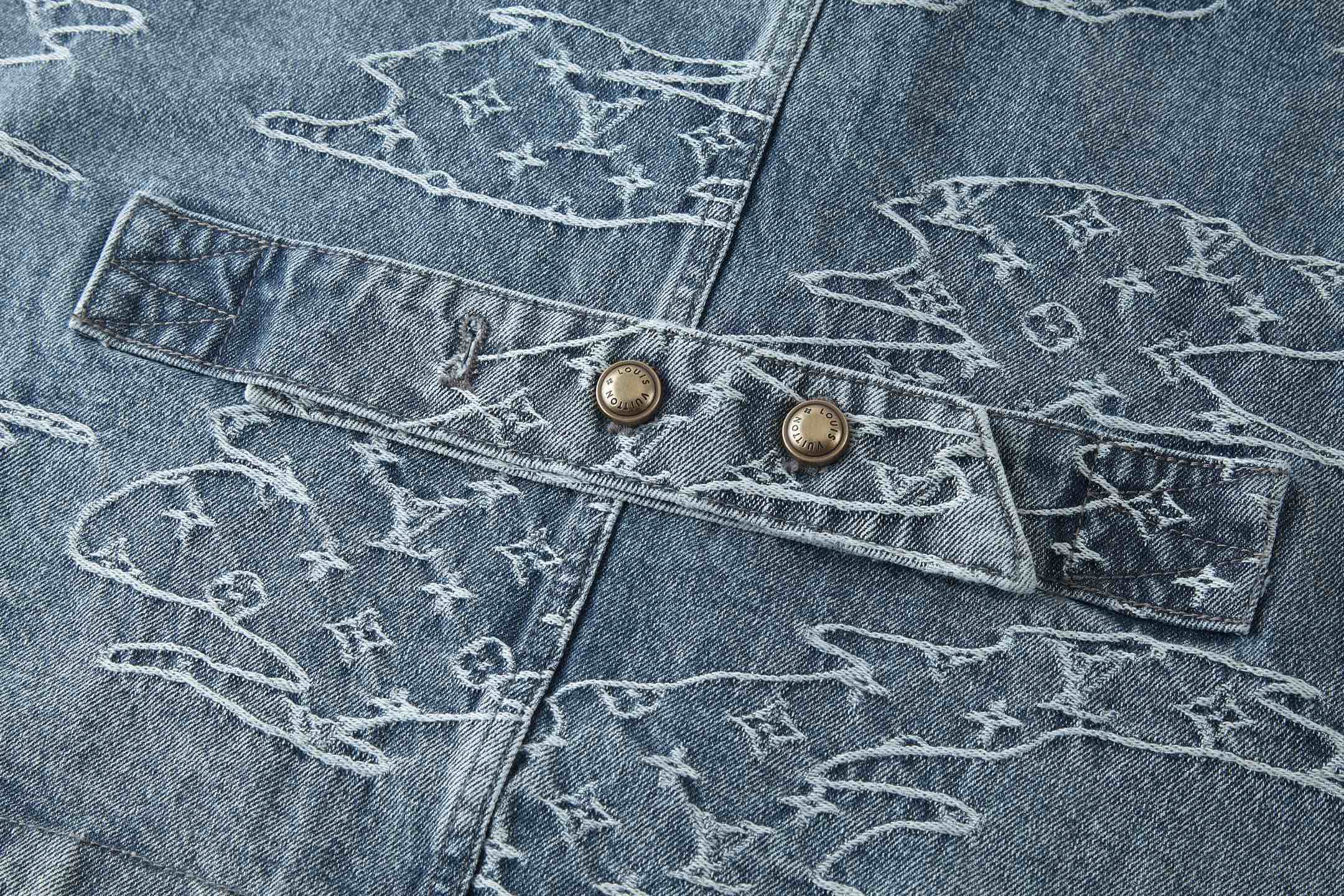 Louis Vuitton Distressed Denim Jacket with Cloud Embroidery - Light Blue 5 i1754460760707 3611 0 3