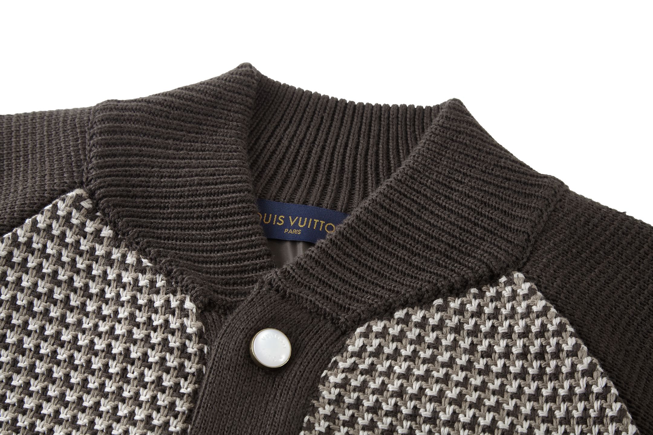 Louis Vuitton Houndstooth Wool Blend Cardigan - Stylish Knitwear Jacket 6 i1755522814104 8015 0 4