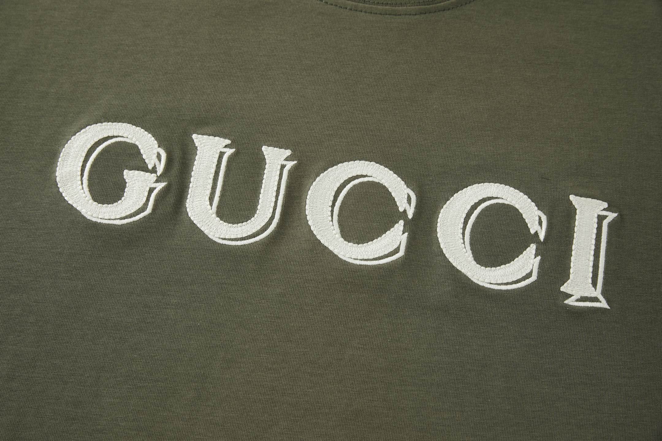Gucci Gucci 刺绣标识短袖