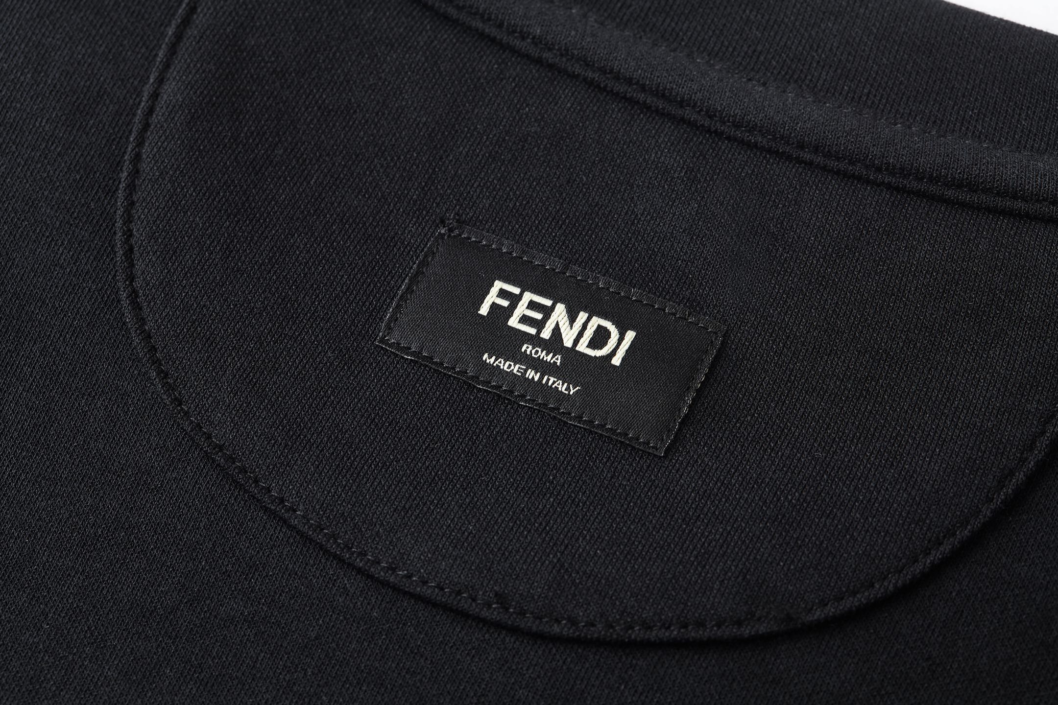 Fendi FENDI 双F刺绣标识短袖