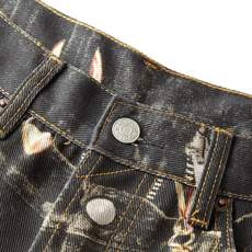 ACNE STUDIOS 印花泥染做旧牛仔裤面料:采用12盎10*7斜纹牛仔纯绵布。工艺:印花采用3D直 ACNE STUDIOS 印花泥染做旧牛仔裤面料:采用12盎10*7斜纹牛仔纯绵布。工艺:印花采用3D直