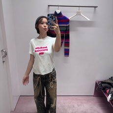 ACNE STUDIOS 印花泥染做旧牛仔裤面料:采用12盎10*7斜纹牛仔纯绵布。工艺:印花采用3D直 ACNE STUDIOS 印花泥染做旧牛仔裤面料:采用12盎10*7斜纹牛仔纯绵布。工艺:印花采用3D直