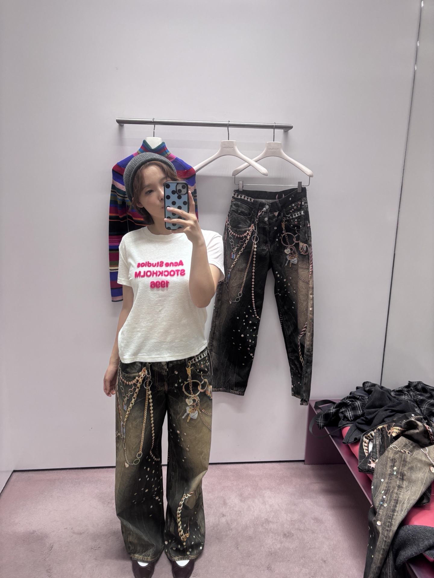 ACNE STUDIOS 印花泥染做旧牛仔裤面料：采用12盎10*7斜纹牛仔纯绵布。工艺：印花采用3D直