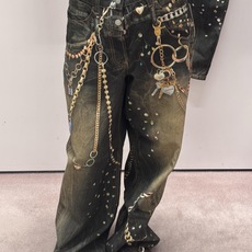 ACNE STUDIOS 印花泥染做旧牛仔裤面料:采用12盎10*7斜纹牛仔纯绵布。工艺:印花采用3D直 ACNE STUDIOS 印花泥染做旧牛仔裤面料:采用12盎10*7斜纹牛仔纯绵布。工艺:印花采用3D直