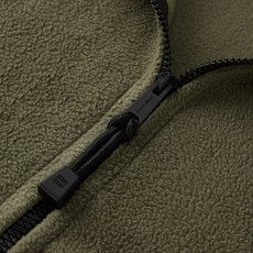 MiuMiu 刺绣摇粒绒拉链外套 面料:采用70%棉,20%羊毛,10%涤纶。 面料:领条采用100%棉质摇粒绒。 辅料 MiuMiu 刺绣摇粒绒拉链外套 面料:采用70%棉,20%羊毛,10%涤纶。 面料:领条采用100%棉质摇粒绒。 辅料