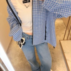 MiuMiu 格子刺绣标识拉链外套 面料:采用40%羊毛,60%绵摇粒绒。 面料:领条采用100%棉质摇粒绒。 辅料:拉 MiuMiu 格子刺绣标识拉链外套 面料:采用40%羊毛,60%绵摇粒绒。 面料:领条采用100%棉质摇粒绒。 辅料:拉