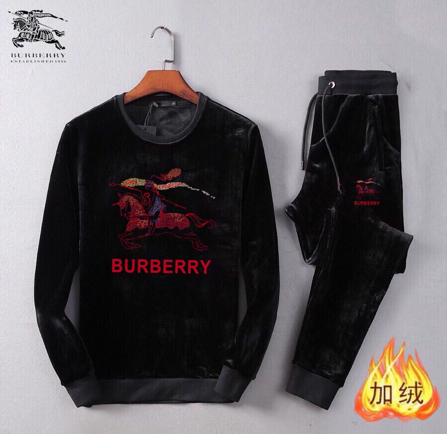 Burberry 品牌：巴宝莉 (胖子福音) 套装来袭 专注官网 2026全新 金丝绒套装 狠货 就为一个贴合、完美的上身效果 全天然优质金丝绒100%