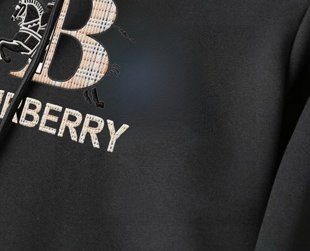 Burberry 品牌 :巴宝莉 (加绒加厚) 2026春款新品 明星最爱时装味休闲套装