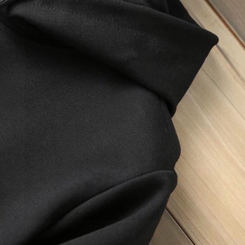 Burberry 品牌 :巴宝莉 (加绒加厚) 2026春款新品 明星最爱时装味休闲套装