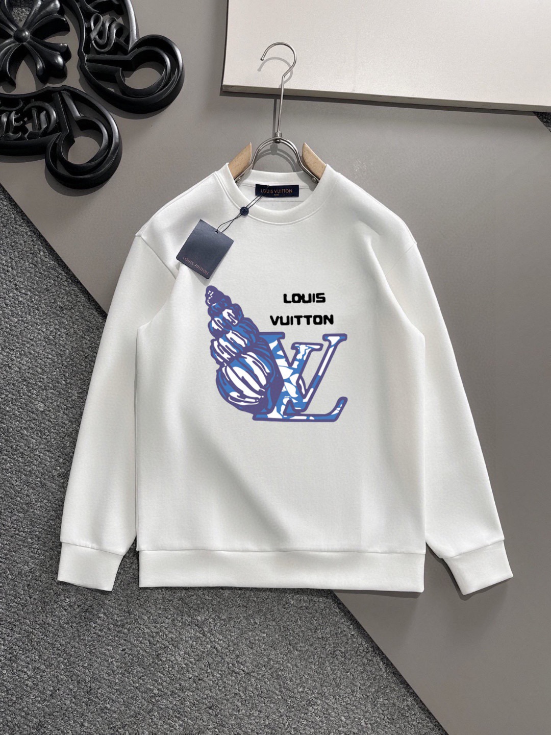 P100 Marca: LV (Fat Man Gospel) 2026ss última sudadera de manga larga y cuello redondo a principios de primavera, a la …