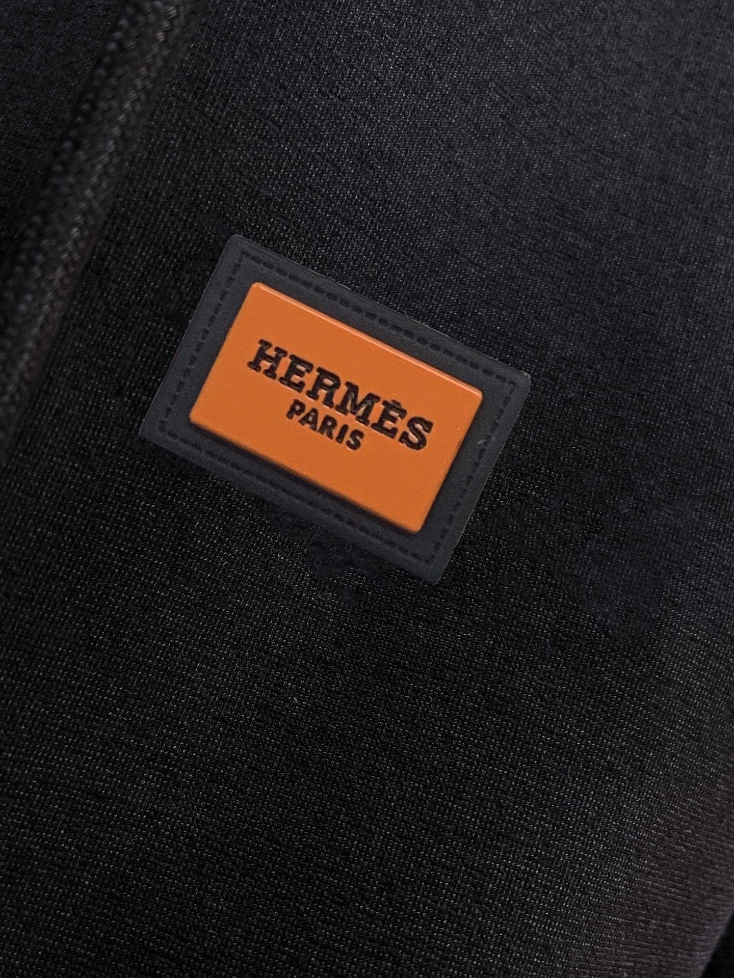 Hermès 品牌: 爱马仕 (加绒加厚)2026早春款新品 明星最爱时装味休闲套装