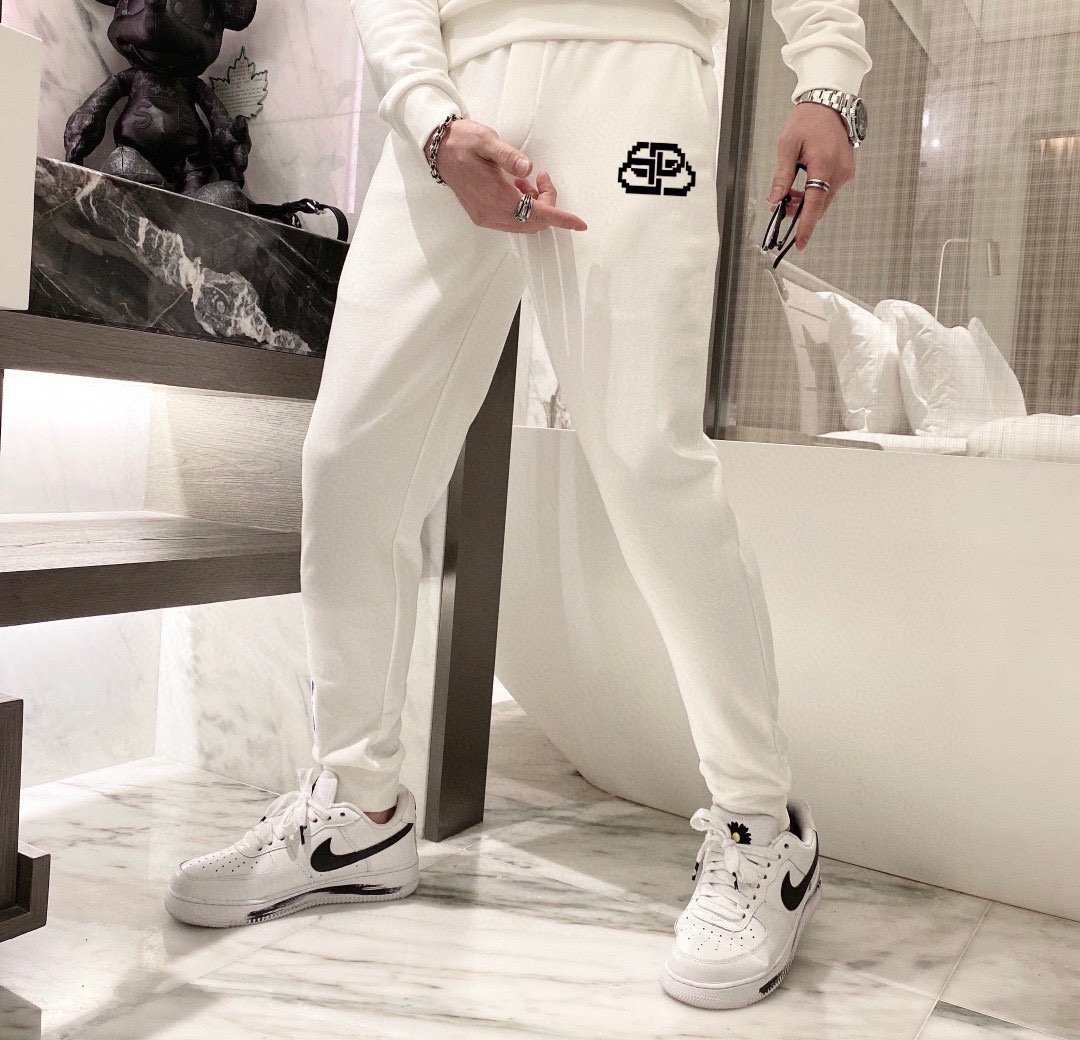 Balenciaga 品牌：巴黎世家 (胖子福音) 套装来袭 专注官网 2026全新 卫衣套装 狠货 就为一个贴合、完美的上身效果 全天然优质罗马棉100%