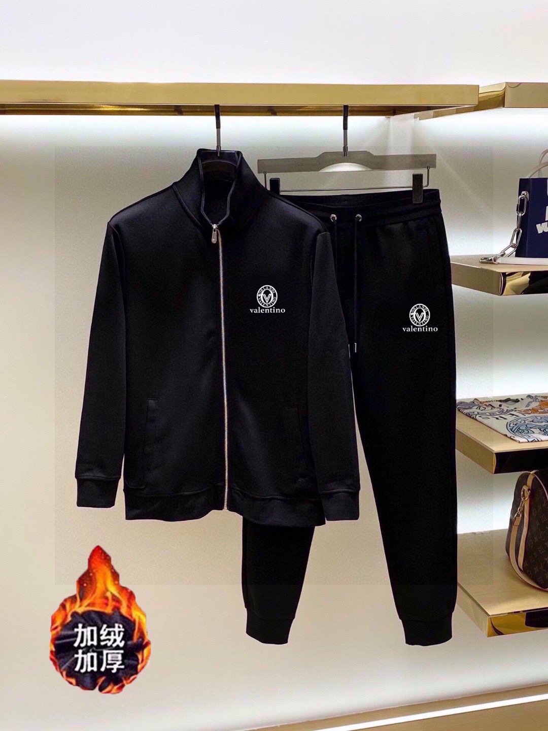 Balenciaga 品牌: 巴黎世家 (加绒加厚)2026早春款新品 明星最爱时装味休闲套装
