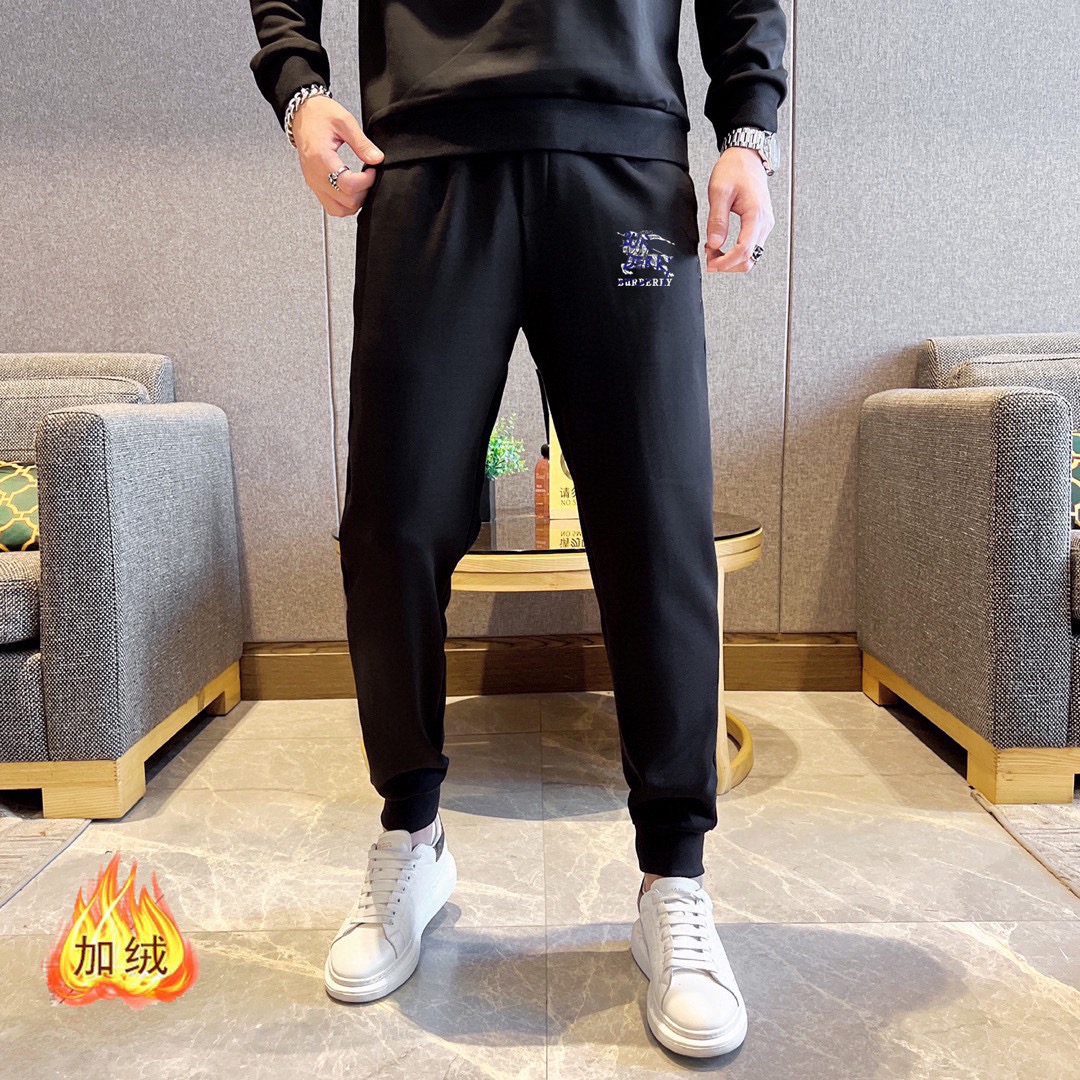 Burberry 品牌：巴宝莉 (加绒加厚)2026秋冬款新品 明星最爱时装味休闲套装