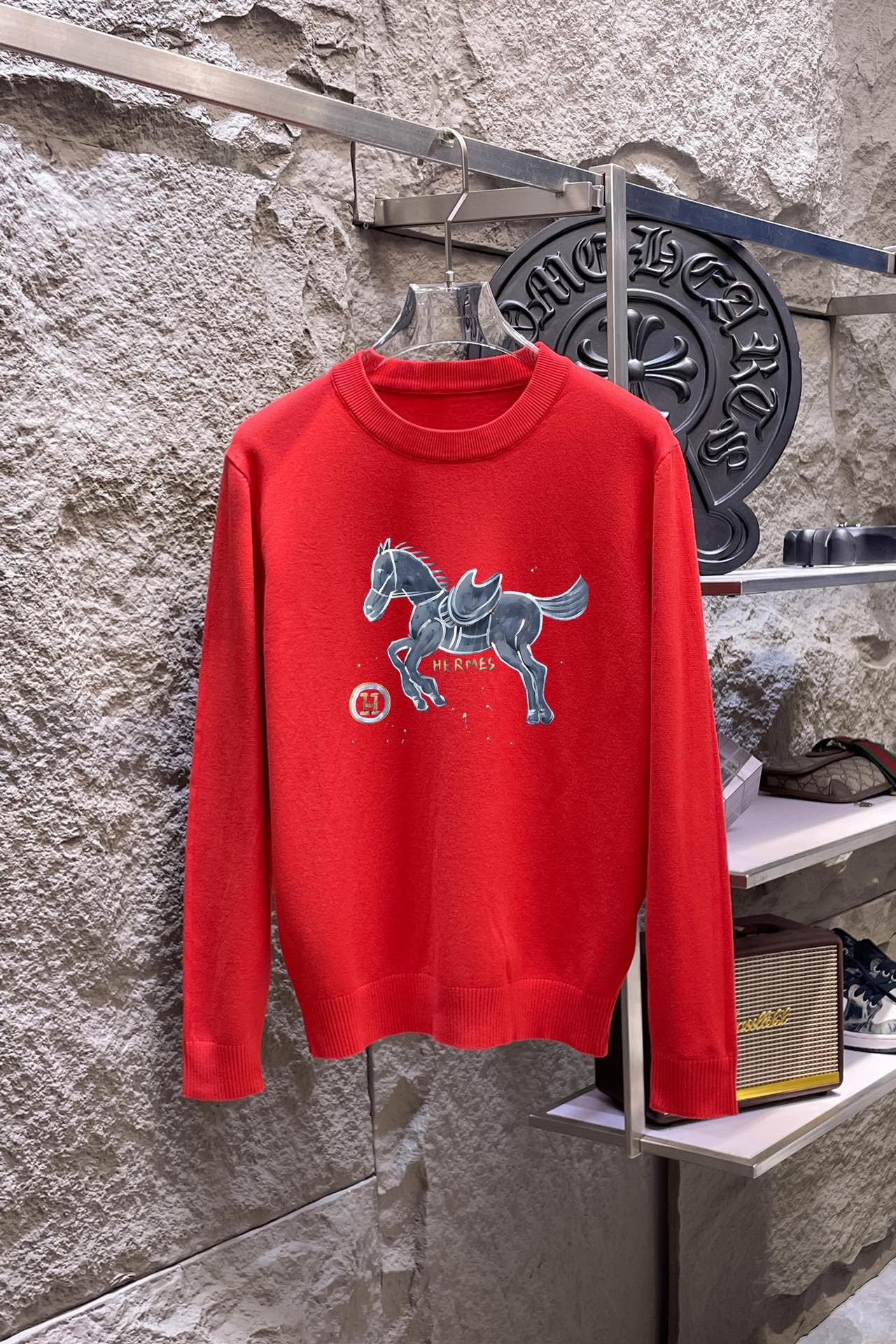 Hermès 品牌：爱马仕 圆领套头羊毛衫 全品相 羊毛混纺面料 2026最新款 黄金比例 修身款软黄金 百搭实用型的单品