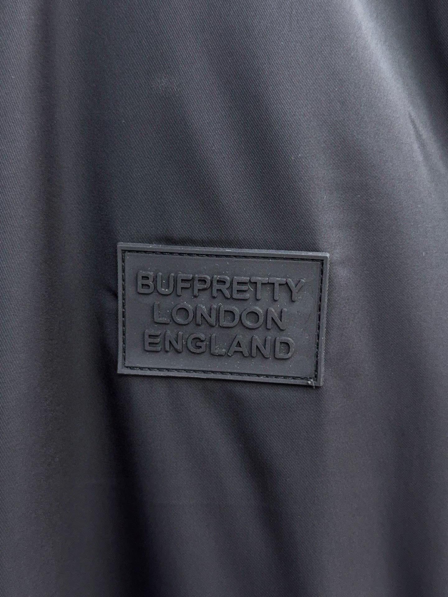 Burberry 品牌：巴宝莉 2026春款夹克外套 款 客供订制级成衣面料 简约
