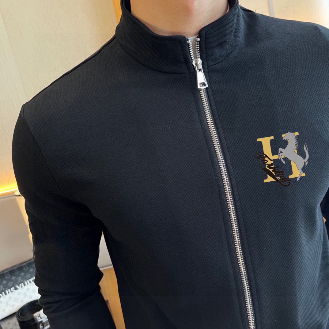 Hermès 品牌: 爱马仕 (加绒加厚)2026早春款新品 明星最爱时装味休闲套装