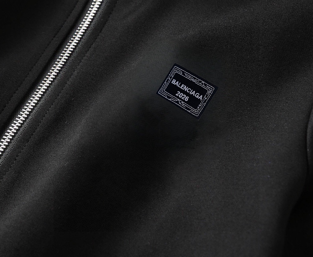 Balenciaga 品牌: 巴黎世家 (加绒加厚)2026早春款新品 明星最爱时装味休闲套装